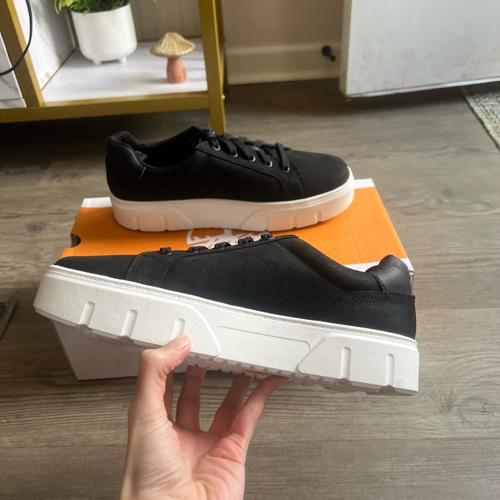 Timberland Women’s Laurel Court Low Lace Sneaker Black Nubuck Size 10 - Picture 4 of 8